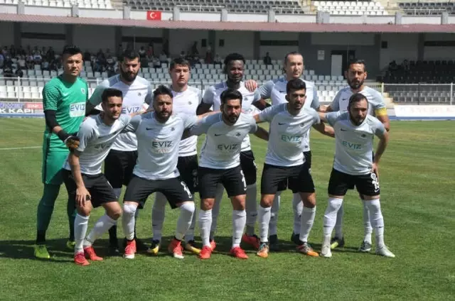 Kuşadasıspor Bal'da Kalmayı Başardı