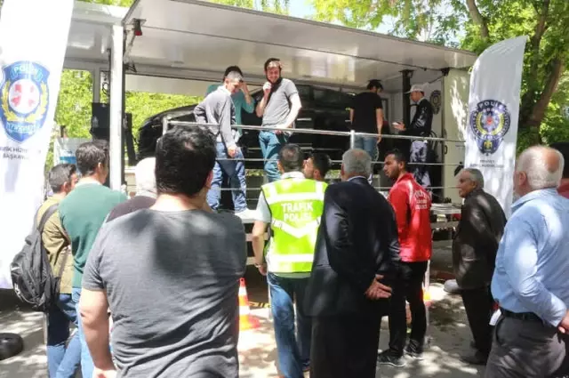 Simülasyon Aracıyla Emniyet Kemerinin Önemine Dikkat Çekildi
