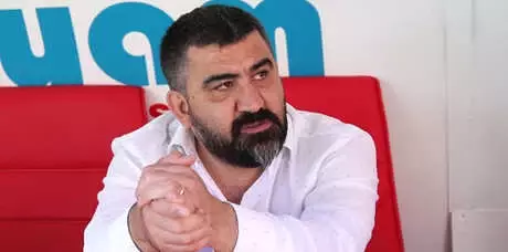 Ümit Özat'tan Kendisine Yapılan Küfürlü Yoruma Sert Yanıt
