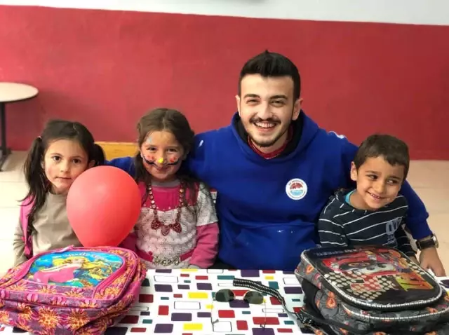 Üni-Ts'den Samsun'daki Okula Anlamlı Destek