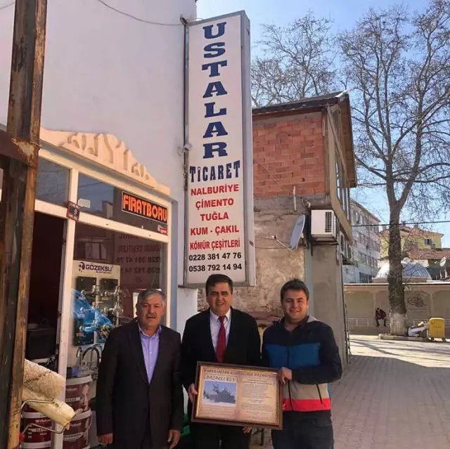 Başkan Yalçın'dan İlçe Esnafına Ziyaret Başkan Yalçın'dan İlçe Esnafına Ziyaret