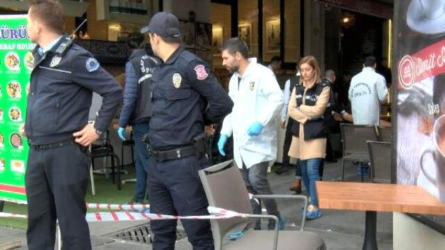 Eski Milli Savunma Bakanı Ercan Vuralhan İstanbul'da Boğazından Bıçaklanarak Öldürüldü