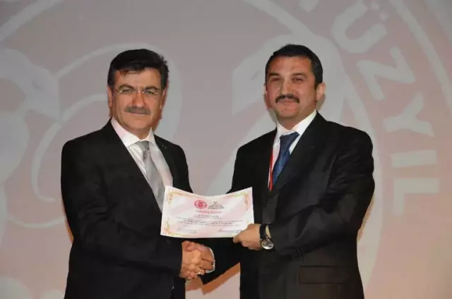 Prof. Dr. Hacısalihoğlu: