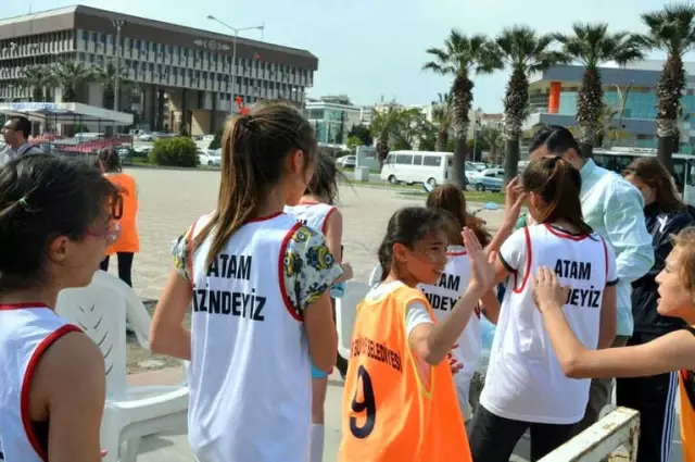 Aliağa'da 23 Nisan Koşusu