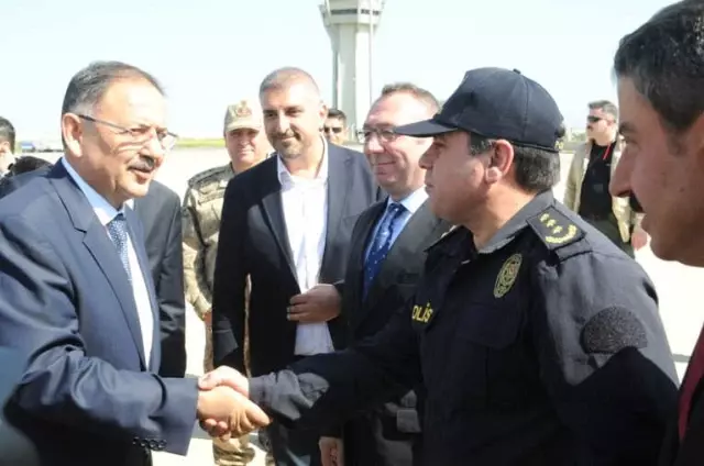 Çevre ve Şehircilik Bakanı Özhaseki Şırnak'ta Çevre ve Şehircilik Bakanı Özhaseki Şırnak'ta