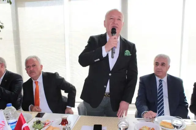 Patronlardan 'Farkındalık' Atağı