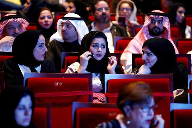 Suudi Arabistan'a 35 Yıl Sonra İlk Sinema Salonu Açıldı