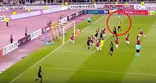 Yunan Futbolcu, 90+4'teki Müthiş Golle Takımını Finale Çıkardı