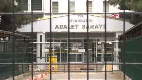 Diyarbakır Öğretmen Ayşe Çelik, 8 Aylık Bebeğiyle Cezaevine Girecek