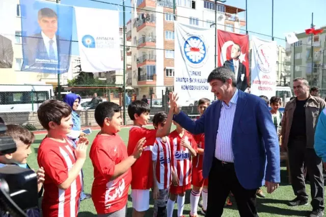 150 Amatör Spor Kulübüne Malzeme Yardımı 150 Amatör Spor Kulübüne Malzeme Yardımı