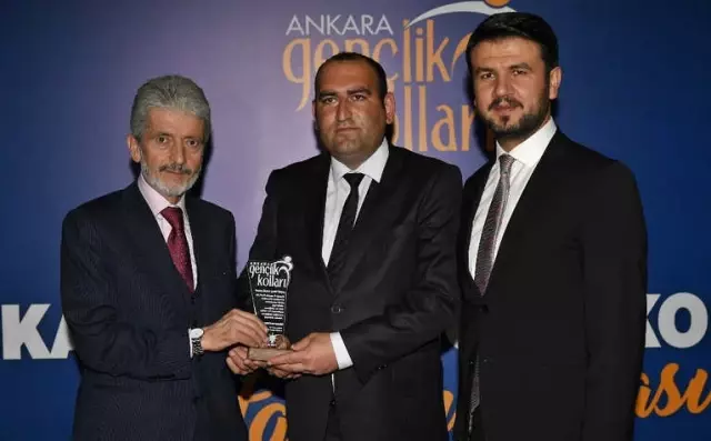 Başkan Tuna, Ak Partili Gençlerle Bir Araya Geldi Başkan Tuna, Ak Partili Gençlerle Bir Araya Geldi