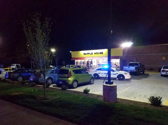 ABD'de Çıplak Saldırgan Dehşet Saçtı: 3 Ölü, 4 Yaralı!