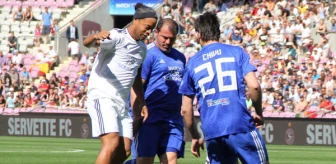 Figo, Ronaldinho'yu Yendi: 4-3