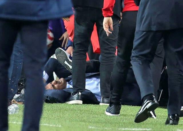 Şenol Güneş'ten Olaylı Derbi Yorumu: Bir Canımız Var, Gerekirse Onu da Veririz
