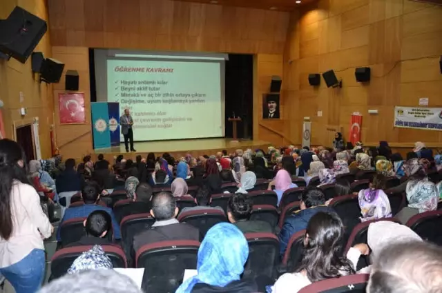 Siirt'te Öğretmenlik Vizyon Programı Düzenlendi