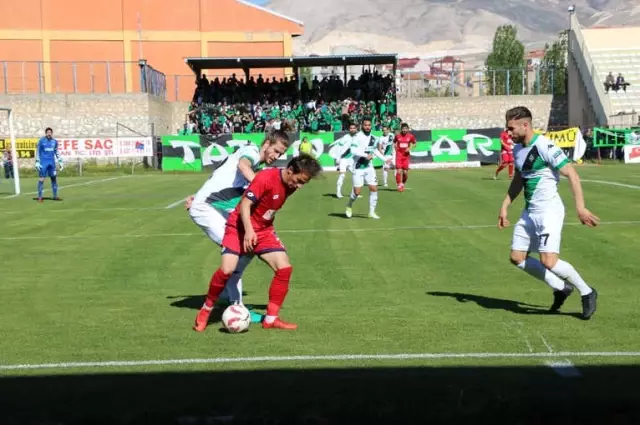 Tff 2. Lig: Niğde Belediyespor: 0- Sakaryaspor: 0 Tff 2. Lig: Niğde Belediyespor: 0- Sakaryaspor: 0
