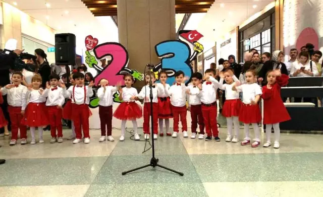 Kahramanmaraş'ta 23 Nisan Coşkusu Kahramanmaraş'ta 23 Nisan Coşkusu