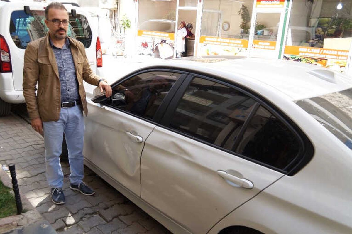 Park Halindeki Lüks Araçlara Saldırı