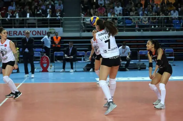 Vestel Venüs Sultanlar Ligi: Eczacıbaşı Vitra: 0 - Vakıfbank: 3 Vestel Venüs Sultanlar Ligi: Eczacıbaşı Vitra: 0 - Vakıfbank: 3