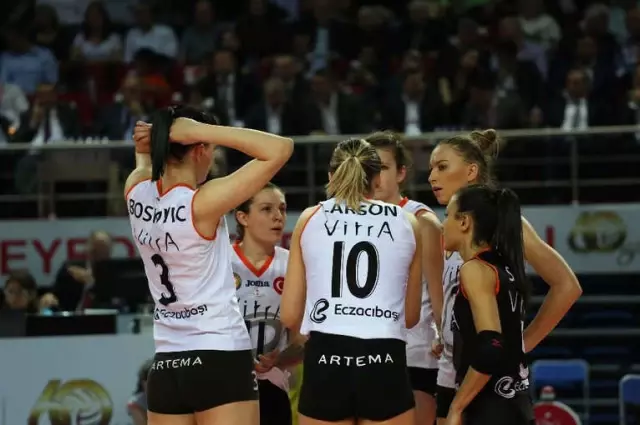 Vestel Venüs Sultanlar Ligi: Eczacıbaşı Vitra: 0 - Vakıfbank: 3 Vestel Venüs Sultanlar Ligi: Eczacıbaşı Vitra: 0 - Vakıfbank: 3