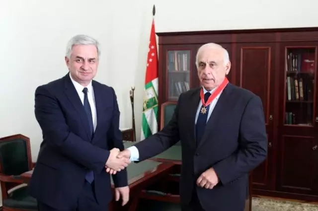 Abhazya Başbakanı İstifa Etti, Yeni Başbakan Atandı