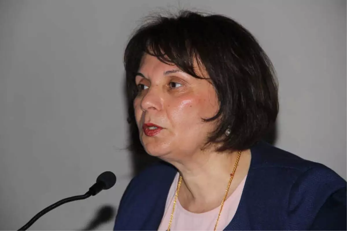 Felsefe Kamusal Alana Taşınıyor
