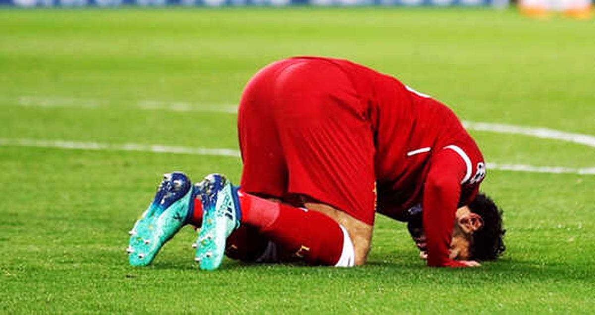 İngiliz Rejisi, Mohamed Salah'ın Secde Yaptığı Görüntüleri Ekrana Getirmedi