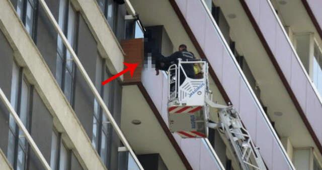 Lüks Sitede Korkunç Olay! Yabancı Uyruklu Kadın Balkon Korkuluklarında Asılı Bulundu