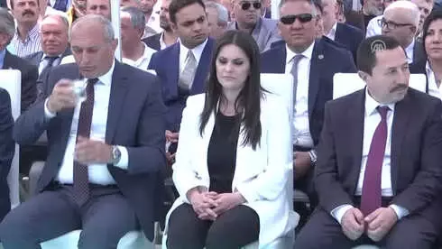 Bakan Sarıeroğlu: 'Esnaflarımızın Daha da Güçlenmesine Katkı Sağlayacak Çalışmalarımızı... Bakan Sarıeroğlu: 'Esnaflarımızın Daha da Güçlenmesine Katkı Sağlayacak Çalışmalarımızı...