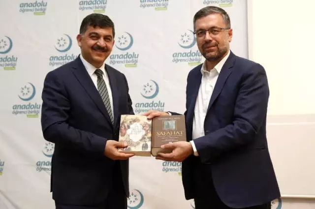 Belediye Başkanı Fadıloğlu Deneyimlerini Üniversite Öğrencilerine Aktardı