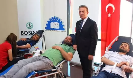 Bursa İş Dünyası, Kızılay�a Kan Bağışıyla Destek Oldu Ekonomi
