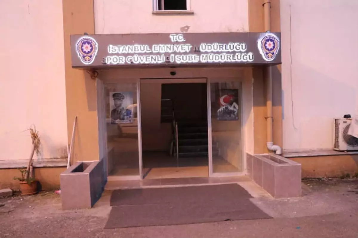 Fenerbahçe-Beşiktaş Maçında Çıkan Olaylara Karışan 25 Kişi Adliyeye Sevk Edildi