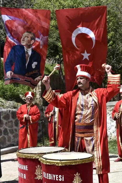 Gümüşhane'de 9.kanuni Günleri Etkinlikleri Düzenlendi Gümüşhane'de 9.kanuni Günleri Etkinlikleri Düzenlendi