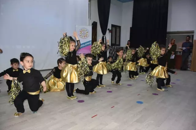Malatya'da Anaokulu Öğrencilerinden Yıl Sonu Gösterisi