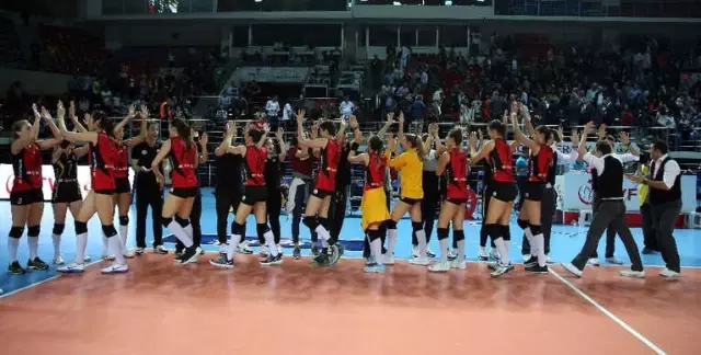 Vestel Venüs Sultanlar Ligi'nde Şampiyon Vakıfbank Vestel Venüs Sultanlar Ligi'nde Şampiyon Vakıfbank