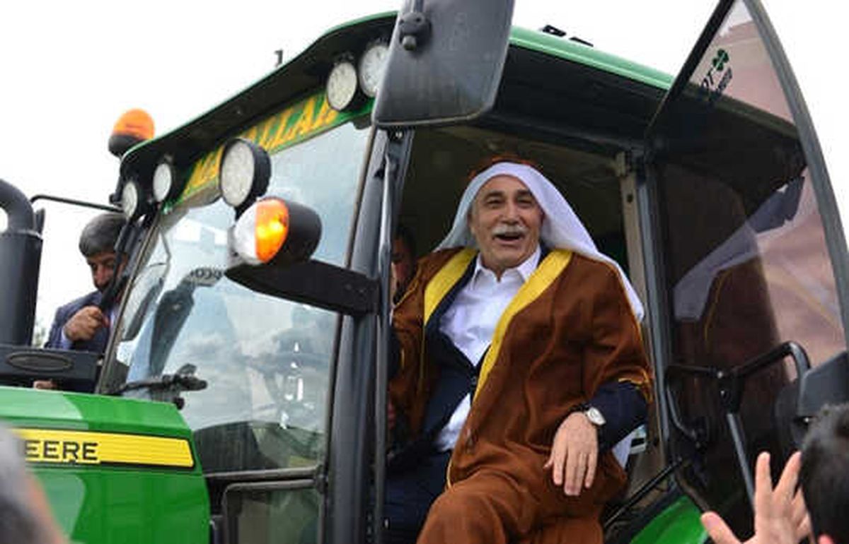 Bakan Fakıbaba Aba Giydi, Hasat Yaptı