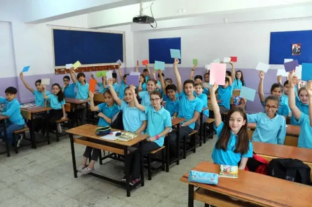 Miniklerin Kalpleri Mehmetçik İçin Atıyor Miniklerin Kalpleri Mehmetçik İçin Atıyor