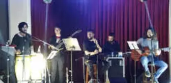 Baskent Te Cem Karaca Ve Baris Manco Icin Vefa Gecesi