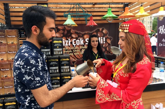 Elazığ'da Kahve ve Çikolata Festivali Düzenlendi haberi fotografı