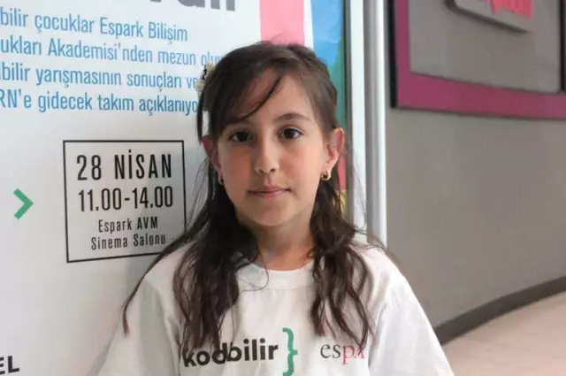 Espark Geleceğin Yazılımcılarını Mezun Ediyor, Birinciye Cern'e Gezisi Hediye Ediyor Espark Geleceğin Yazılımcılarını Mezun Ediyor, Birinciye Cern'e Gezisi Hediye Ediyor