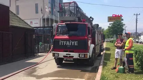 Antalya-Kulübede Çıkan Yangın Büyük Tehlike Yarattı-Hd Antalya-Kulübede Çıkan Yangın Büyük Tehlike Yarattı-Hd