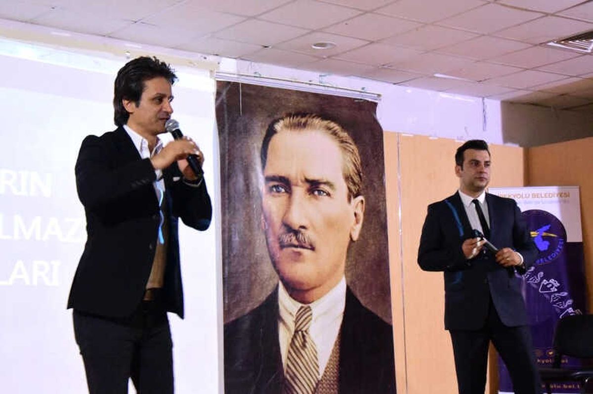 İpekyolu'nda 'Bi Dolu Medya' Gösterisi