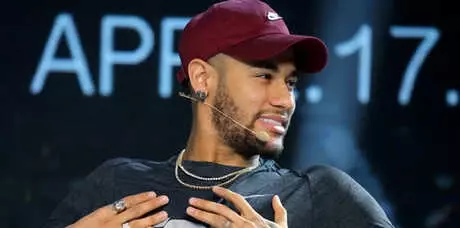 Psg Taraftarından Neymar'a Tepkili! Psg Taraftarından Neymar'a Tepkili!