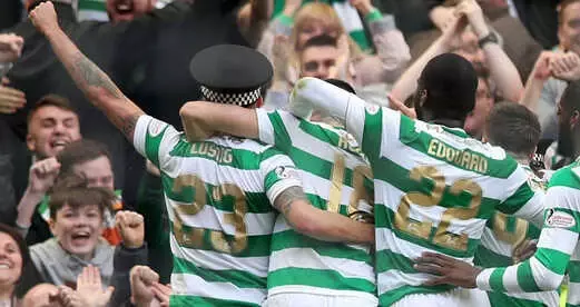Rangers'i 5-0 Yenen Celtic, Şampiyon Oldu Rangers'i 5-0 Yenen Celtic, Şampiyon Oldu