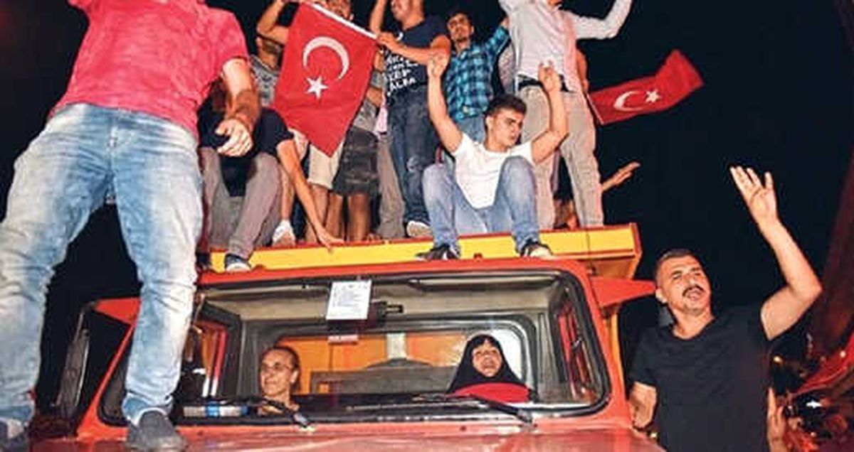 Tartışmalı '15 Temmuz Kahramanı' Şerife Boz: Şehit Aileleri Beni Kıskanıyor