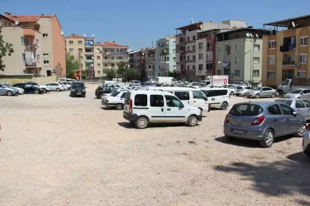 Muhtardan Cumhurbaşkanı Erdoğan'a Okul Seslenişi Muhtardan Cumhurbaşkanı Erdoğan'a Okul Seslenişi