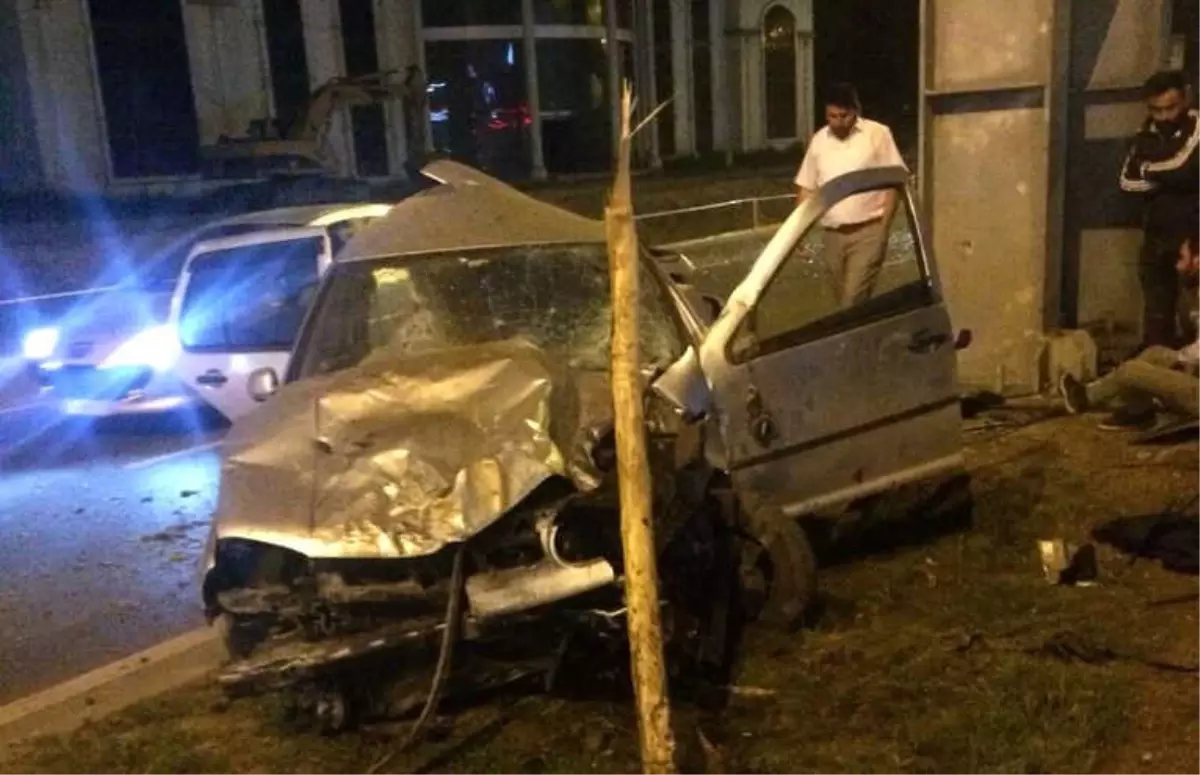 Samsun'da Trafik Kazası: 2 Yaralı