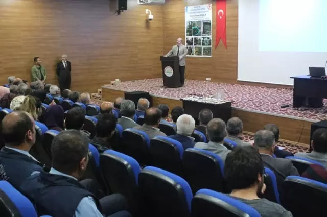 Van'da 'Bitkilerin Ekonomiye Kazandırılması' Semineri Van'da 'Bitkilerin Ekonomiye Kazandırılması' Semineri