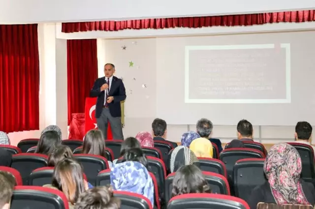 Başkan Öztürk'ten Gençlere Altın Nasihatlar