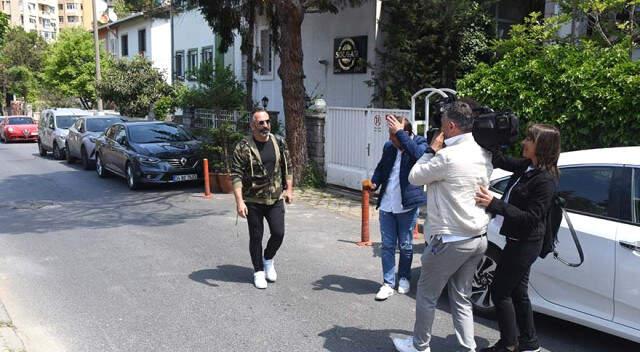 Defne Samyeli, Evinde Sabahladığı Cem Yılmaz'la Aşk Yaşadığını Yalanladı